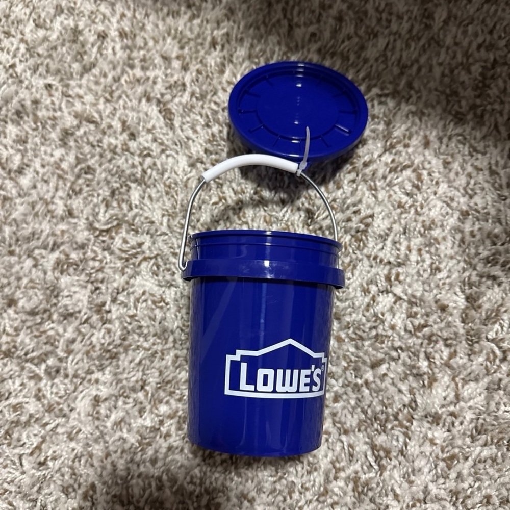 Lowe’s mini blue bucket with lid food safe